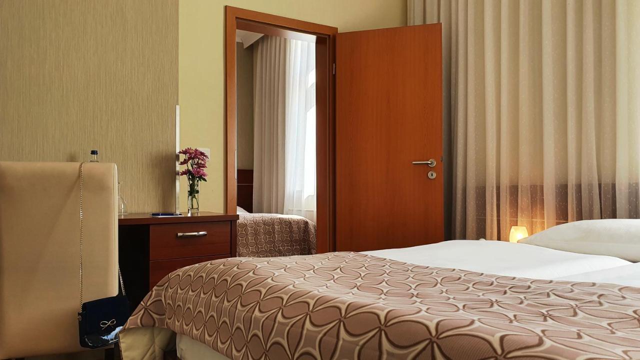 Hotel Atlas Halle Halle  Zewnętrze zdjęcie