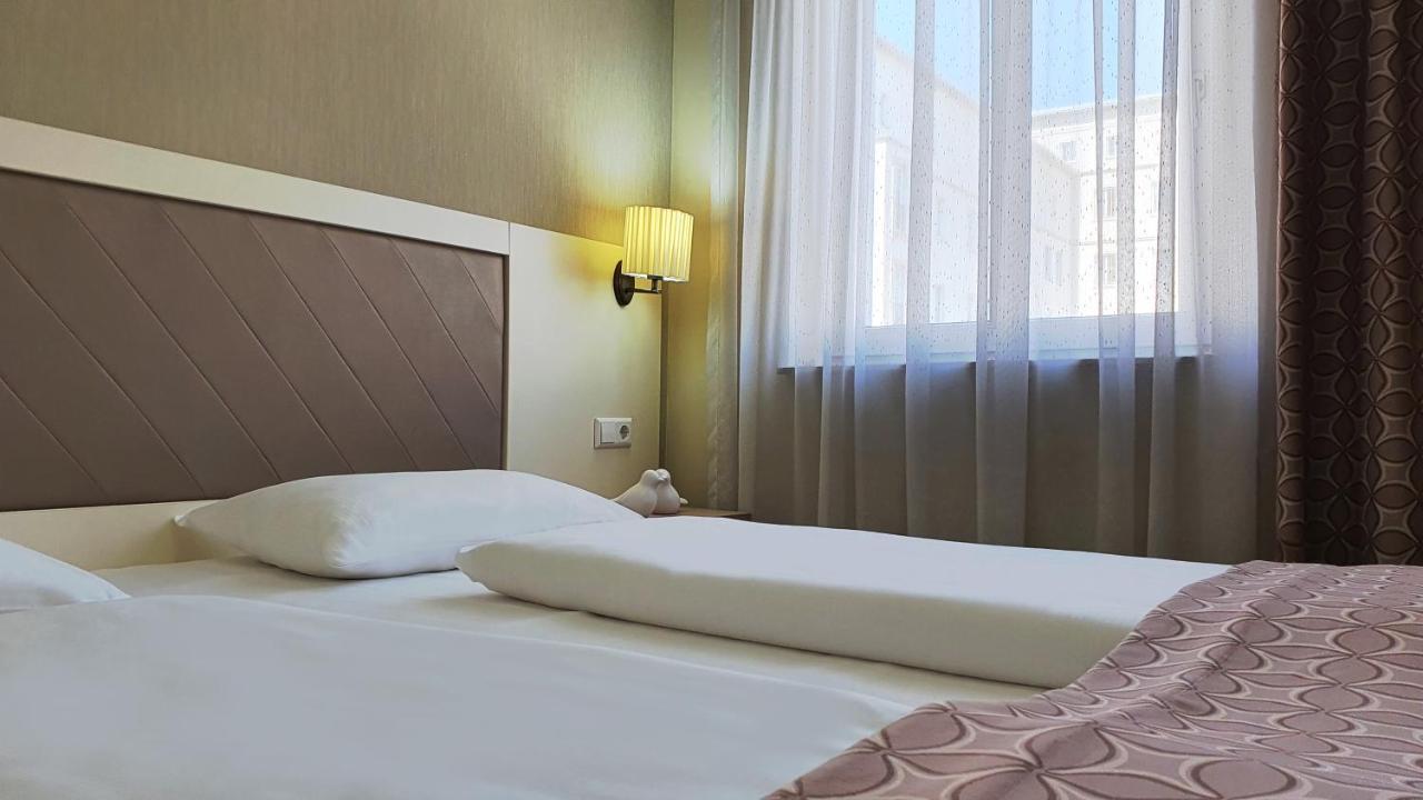 Hotel Atlas Halle Halle  Zewnętrze zdjęcie